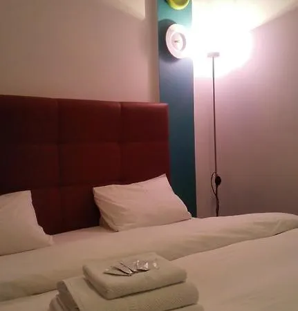 One O'clock Studio - Old Town Appartamento *